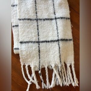 a new day Cream and Black Grid Fringe Scarf
